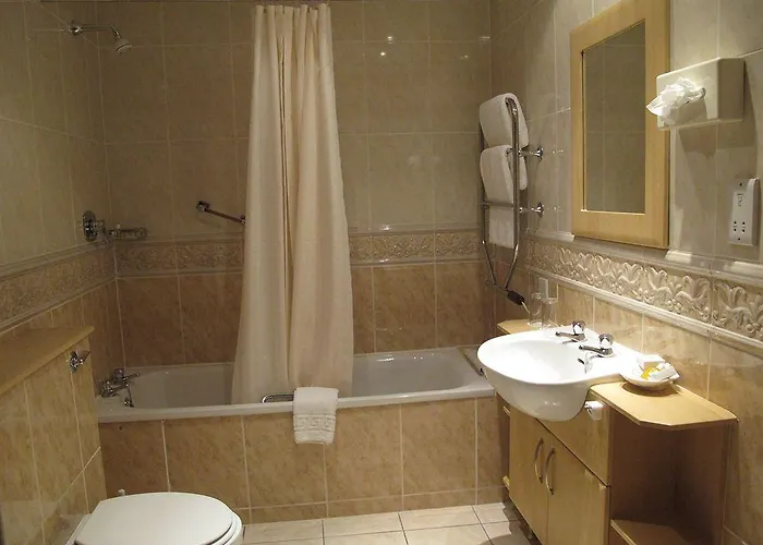 Old Weir بيت ضيافة